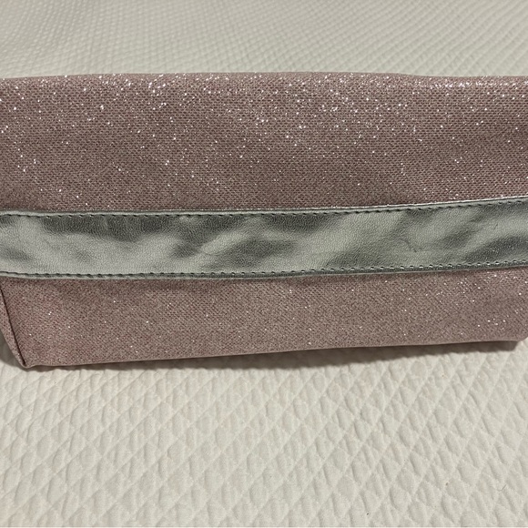 Simon Chang Makeup Bag - Picture 2 of 5